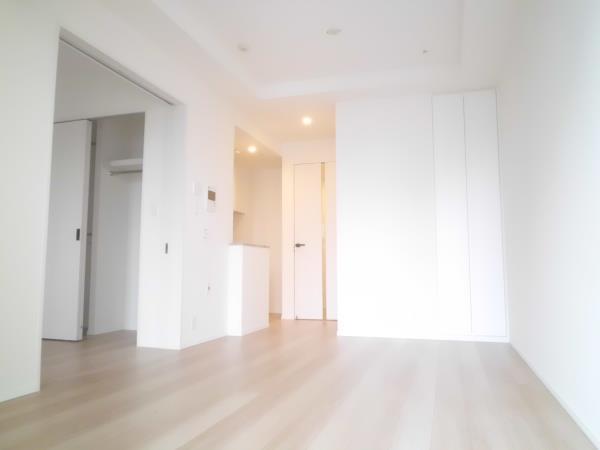 居室・リビング　ゆったり過ごせる居間です