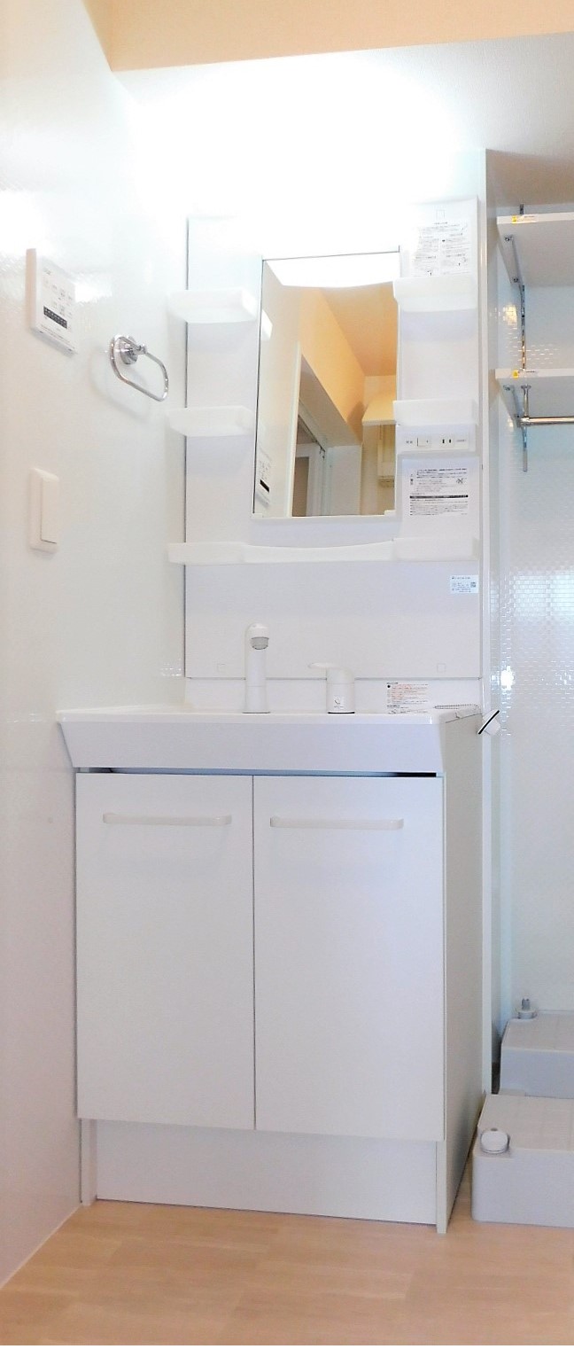 洗面設備　洗髪洗面化粧台（イメージ写真）