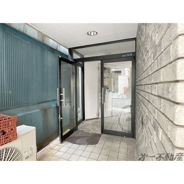 エントランス　エントランス