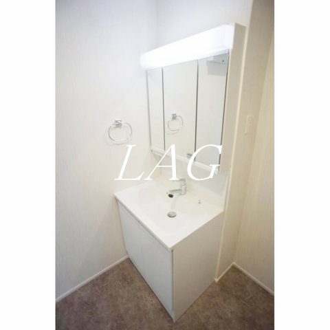 洗面設備　洗面台です。