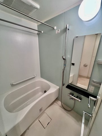 バス・シャワールーム　■浴室暖房乾燥機能