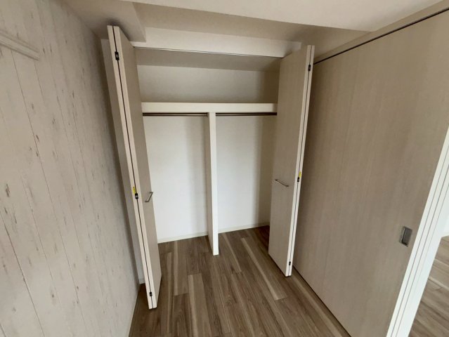 収納　同物件別部屋写真