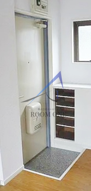 玄関　玄関です。