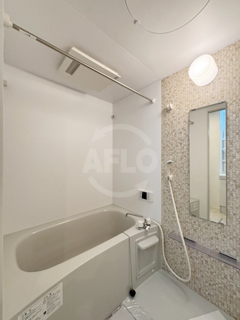 バス・シャワールーム　エスポワール東加賀屋　浴室