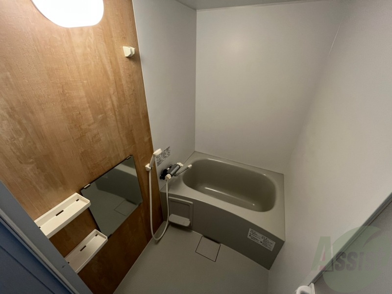 バス・シャワールーム　お風呂になります。一日の疲れを癒してくださいね。