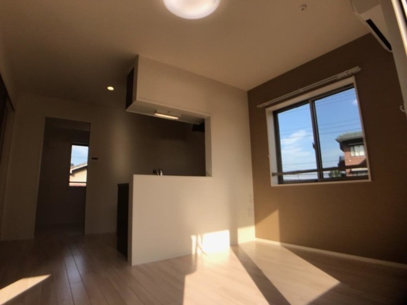 居室・リビング　図面と現状に相違がある場合には現状を優先