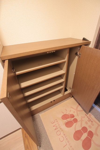 玄関　※別室参考写真