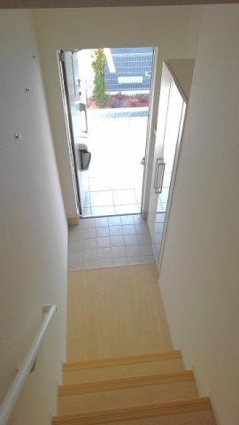 玄関　明るい玄関です