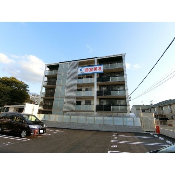 建物外観　エミリーナ