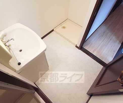 洗面設備　脱衣室です。