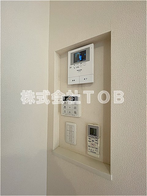 セキュリティ　モニターホン　給湯リモコン※クリーニング中の撮影※
