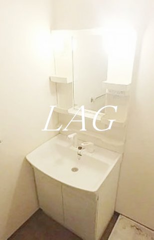 洗面設備　洗面台です。