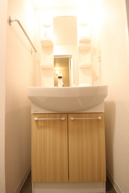 洗面設備　別室の参考写真です。※現況優先