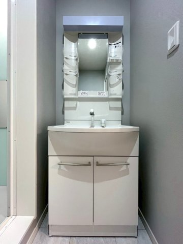 洗面設備　別号室イメージの為、現状を優先致します。