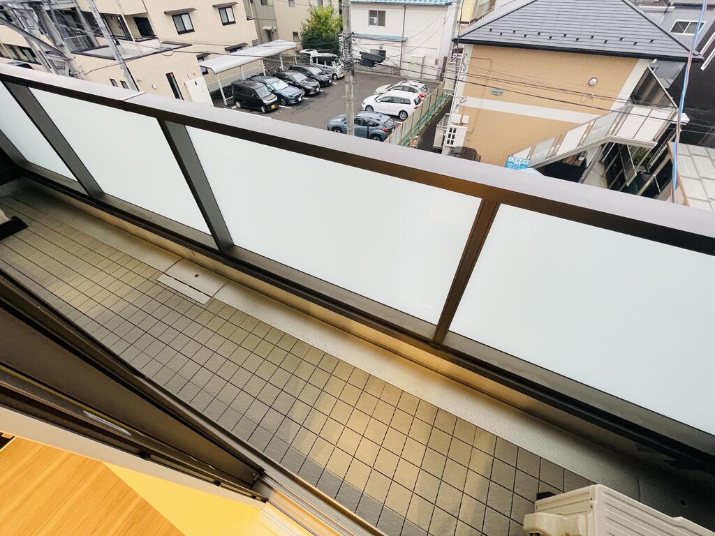バルコニー　テラスになります