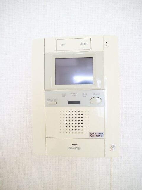 セキュリティ　写真は同タイプ住居です。