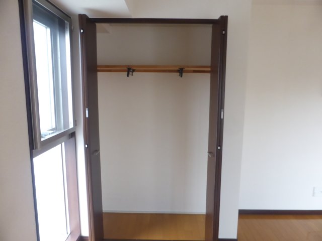 収納　同物件別部屋