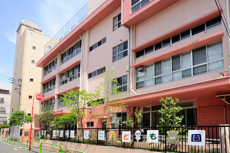 幼稚園・保育園　台東区立ことぶきこども園（幼稚園・保育園）まで210m