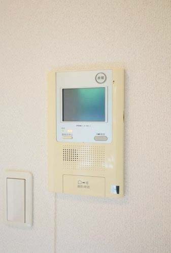 セキュリティ　★モニター付きインターホンで来客時も安心★
