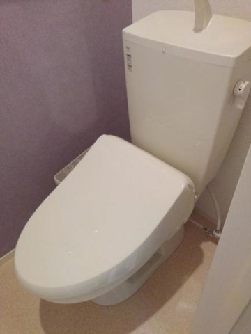 トイレ　シンプルで使いやすいトイレです
