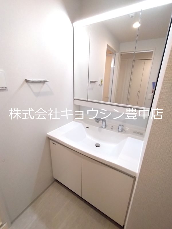 洗面設備　※参考写真