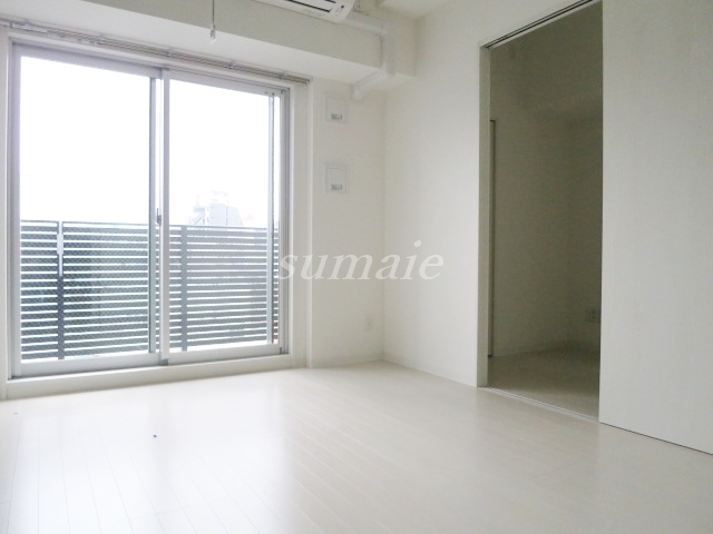 居室・リビング　明るいお部屋です☆