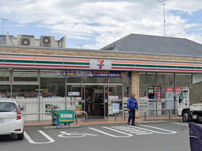 コンビニ　セブンイレブン吉祥寺南町3丁目店（コンビニ）まで220m