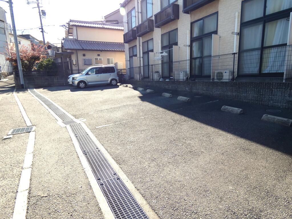 駐車場　敷地内に駐車場を完備です☆（要確認）