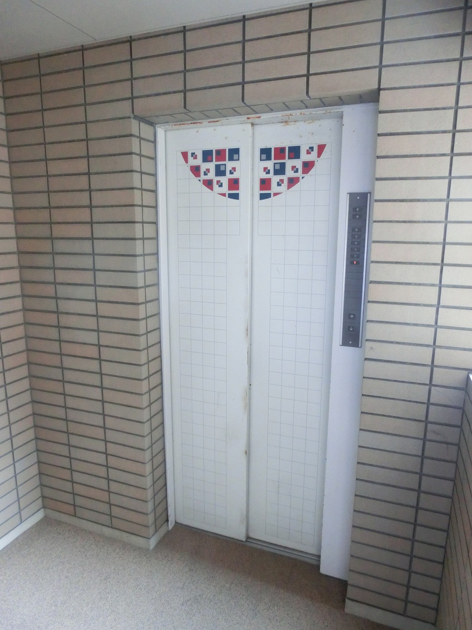 その他共有部分　エレベータ付なので引越しもしやすいお部屋です！