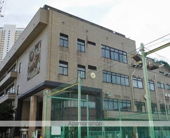 小学校　ひぐらし小学校（小学校）まで417m