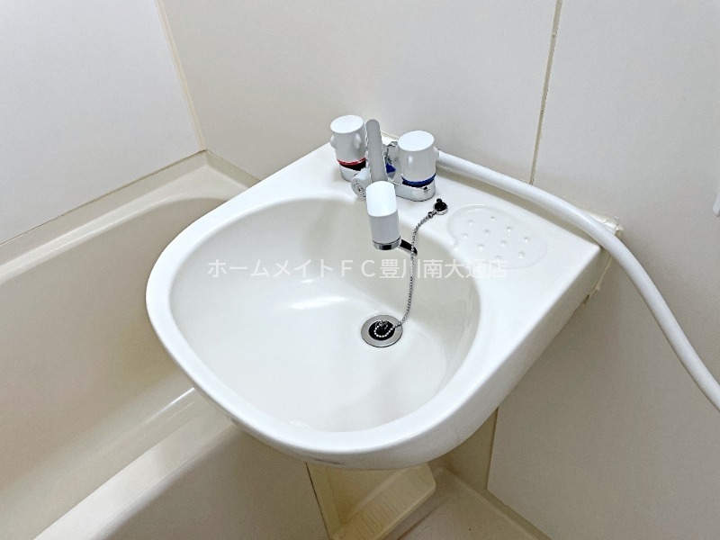 洗面設備　同型別部屋写真