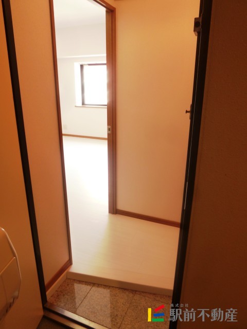 玄関　靴箱あります！