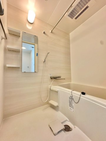 バス・シャワールーム　※別部屋参考写真※
