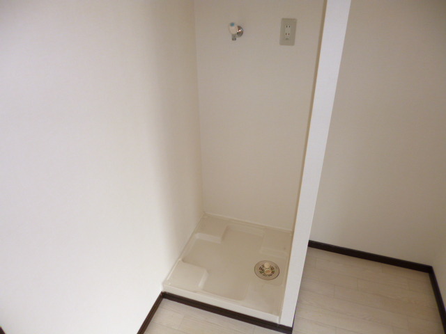 洗面設備　室内洗濯機置き場