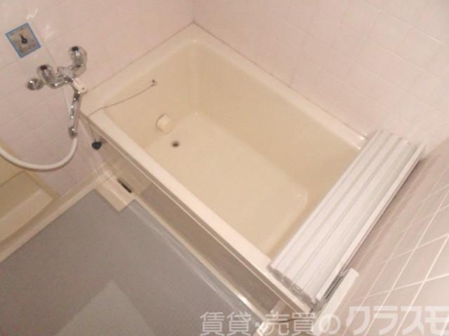 バス・シャワールーム　追い焚き機能付きバス♪