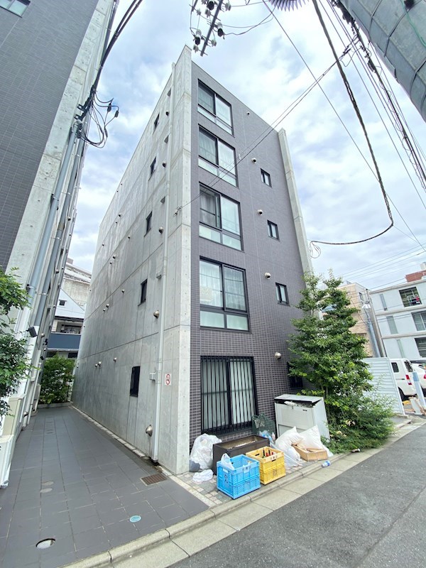 建物外観　外観は落ち着いています