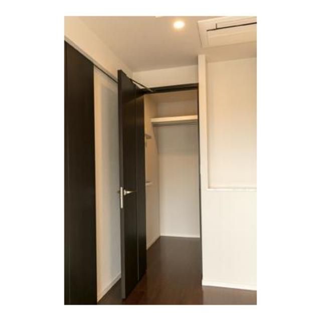収納　写真は同タイプ住居です。