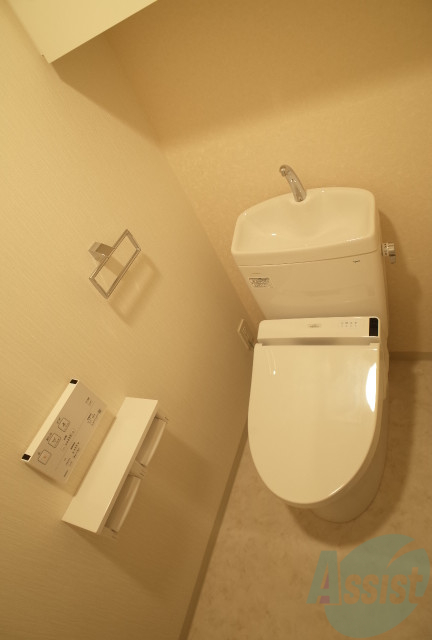 トイレ　トイレはシンプルかつオーソドックスですが使いやすそうです。