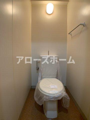トイレ　※室内写真は同マンション別室につきイメージです。
