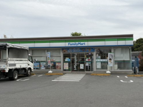 コンビニ　ファミリーマート 立川上砂町店（コンビニ）まで609m