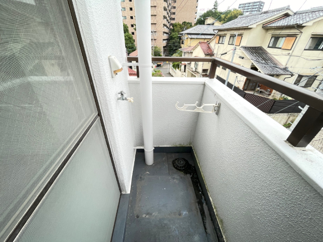 バルコニー　洗濯機置き場