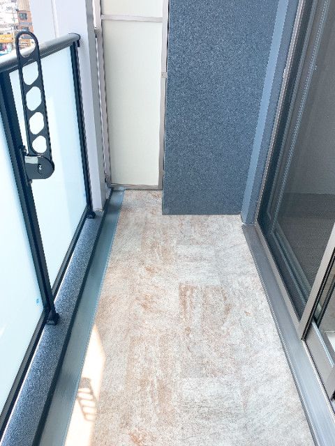 バルコニー　違うお部屋の写真です。ご参考までに