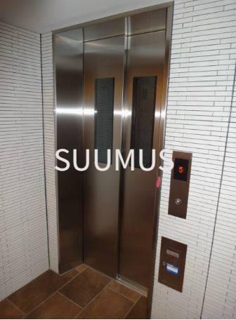 ＪＲ中央線 千駄ケ谷駅 徒歩4分 6階建 築12年の外観写真
