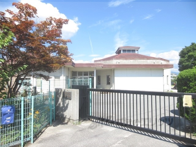 幼稚園・保育園　みどり幼稚園（幼稚園・保育園）まで350m