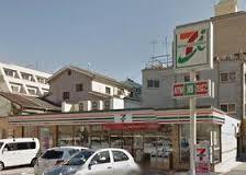 コンビニ　セブンイレブン大阪天神橋８丁目店（コンビニ）まで60m