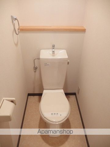 とさでん交通桟橋線 高知橋駅 徒歩8分 4階建 築25年のトイレ写真