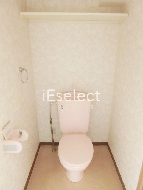 トイレ　清潔感のあるトイレです
