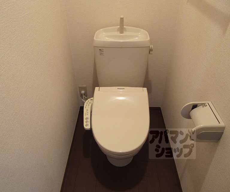 トイレ　ウォシュレットつきの物件です！
