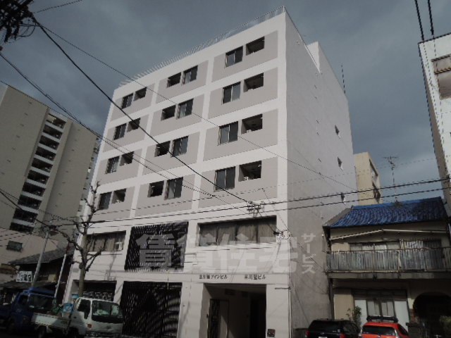 吉川屋ビルの外観写真