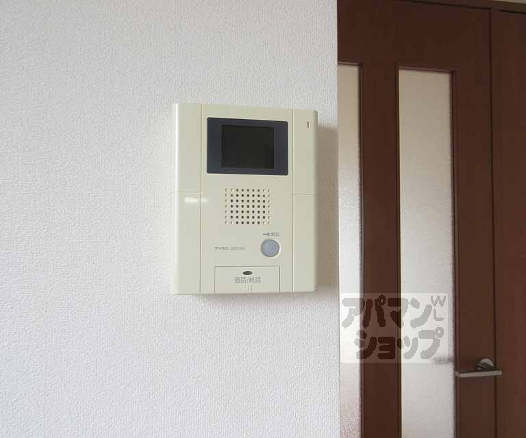 セキュリティ　安心のモニター付き。